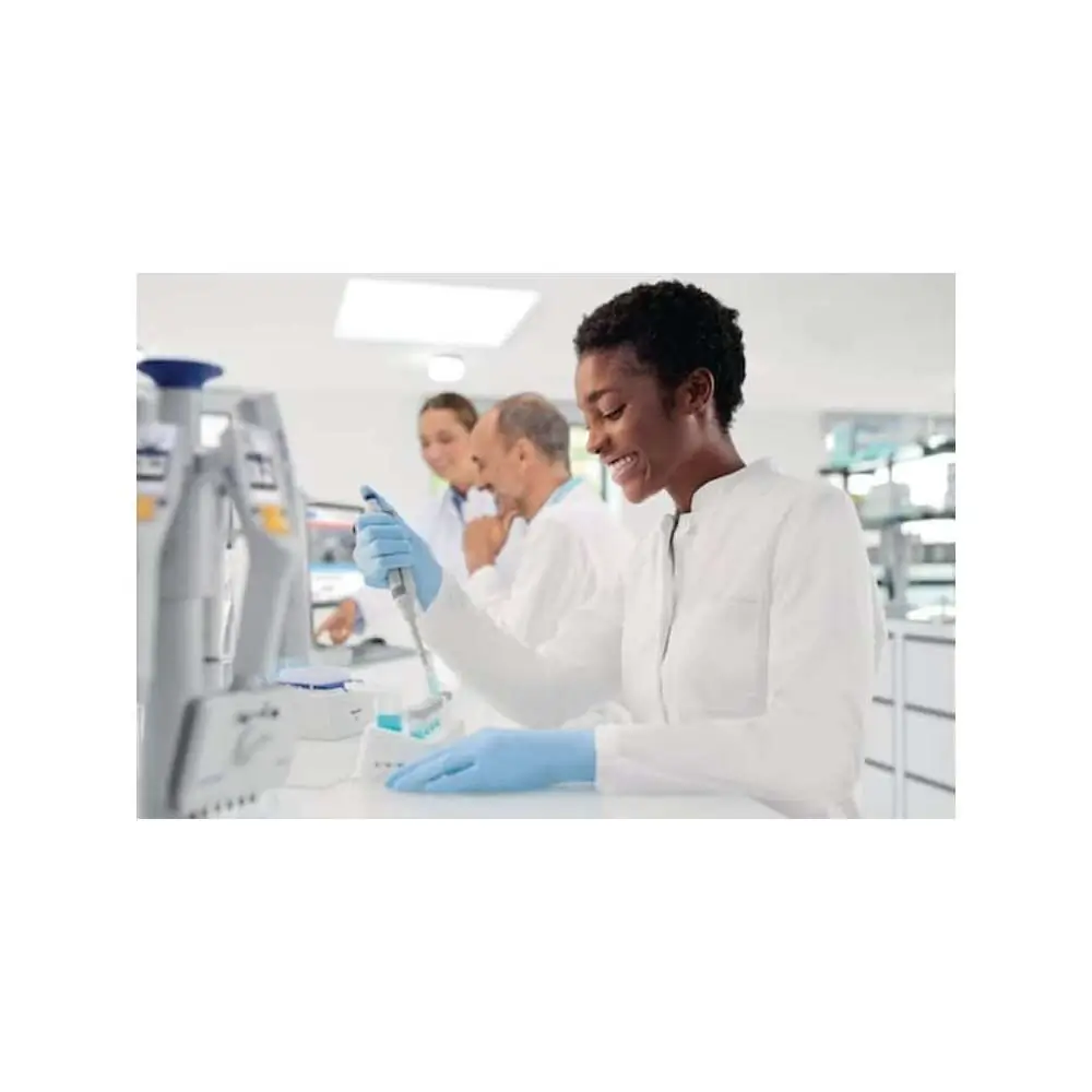 Female Scientist using Eppendorf Research_REG_ plus Single-Channel Pipette